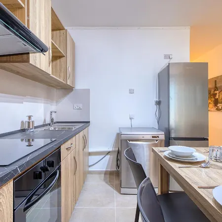 New! Modern In Malta By Sf Homes * מסידה