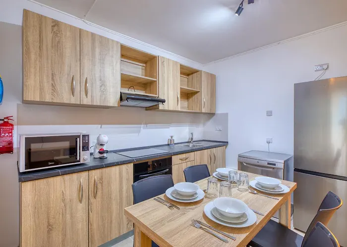 New! Modern In Malta By Sf Homes Apartament